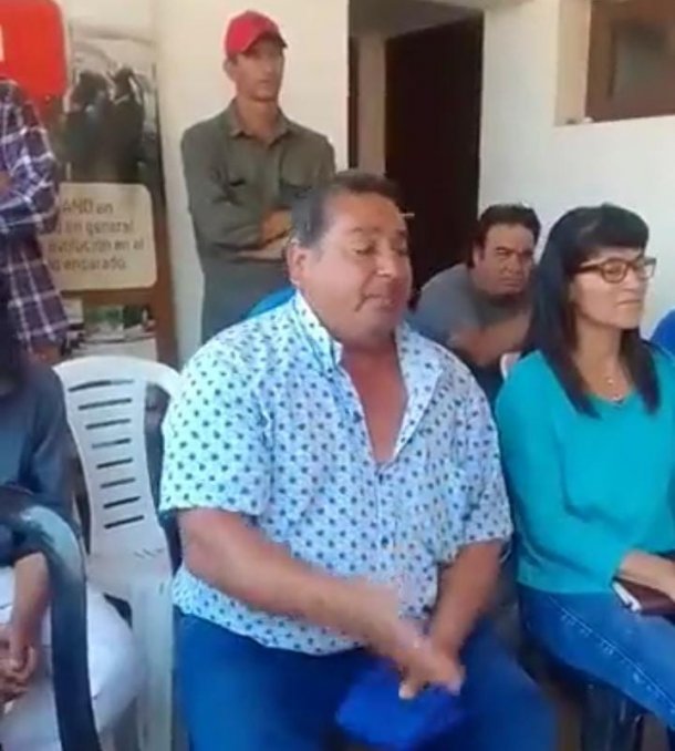 El productor que lloró por agua ante el gobernador Capitanich: "Se me mueren los animales"