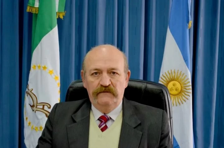 Carlos De Los Santos, impulsor del peso argentino: &quot;La idea es eliminar los billetes y las monedas&quot;