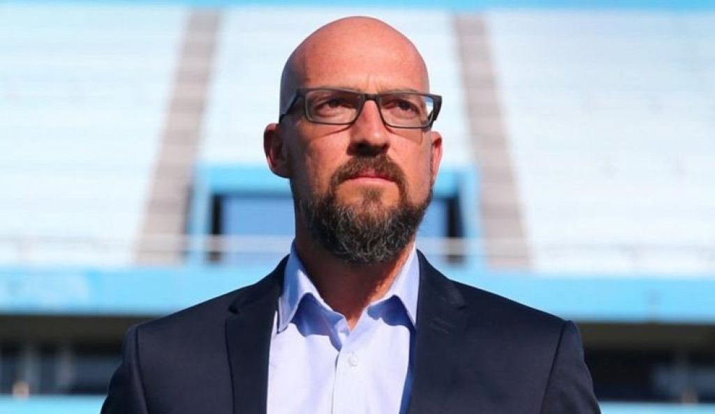 Orfila, DT de Barracas, sobre los fallos arbitrales: "Como somos el hijo de, nuestros fallos arbitrales se notan mucho más"