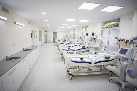 Confirman que hay varias terapias intensivas que “prácticamente no están recibiendo pacientes con covid”