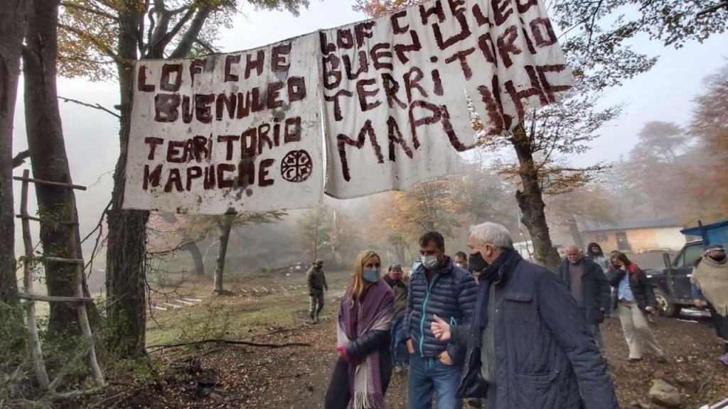 La Corte Suprema rechazó una resolución que le concedía tierras privadas a Mapuches