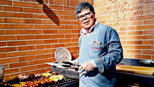 Tiene emprendimiento gastronómico con sabores argentinos en Colombia