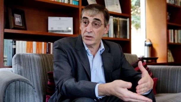Abel Basti: tras una expedición aseguran que los restos hallados en Quequén pertenecen a un submarino alemán