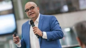 Salvador Di Stefano: "Los que mantuvieron dólares perdieron como en Camboya. Ya no sirve como política de ahorro"