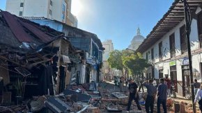 Un terremoto de 7.4 sacudi&oacute; a Colombia :&ldquo;Sent&iacute; que fue m&aacute;s o menos unos dos minutos&rdquo;