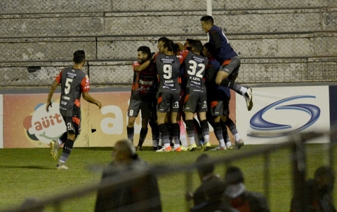 Patronato le ganó a Boca en Paraná