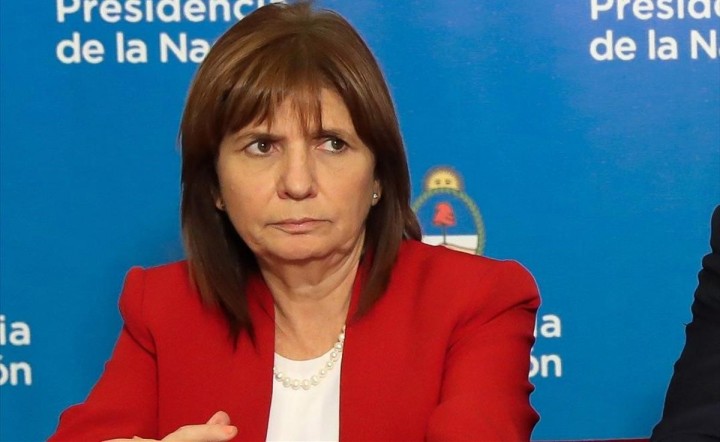 Patricia Bullrich: &quot;El único golpe en la Argentina es el que se dan entre los miembros del Gobierno&quot;
