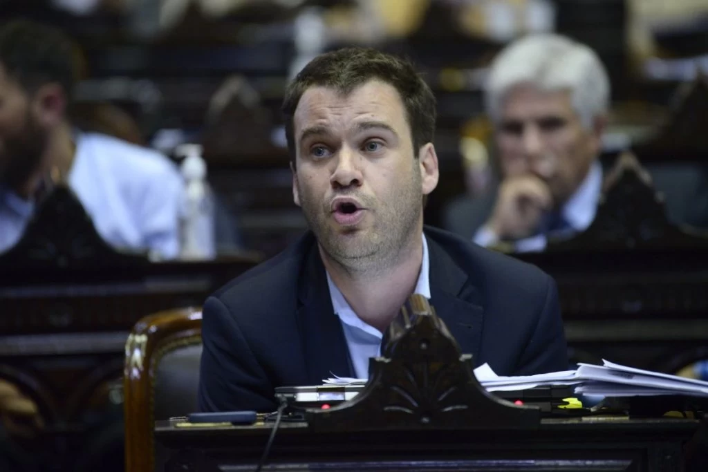 Juan Manuel López: "El pedido de juicio político es una incertidumbre económica más"