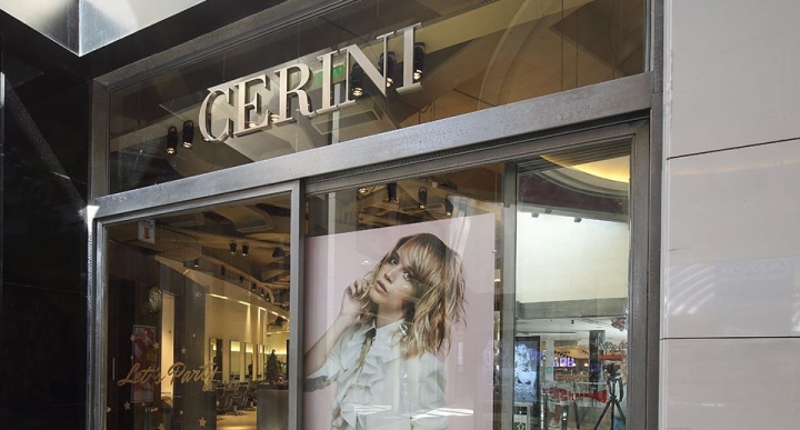 Robaron en uno de los locales de la peluquería de Claudio Cerini