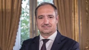Diego Cabot: "La diferencia de la cantidad de dinero esta en ver si las cajas est&aacute;n llenas o no"
