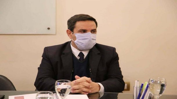 Ministro de salud de Tucumán por el virus no identificado: "Se vincula directamente con el sanatorio"