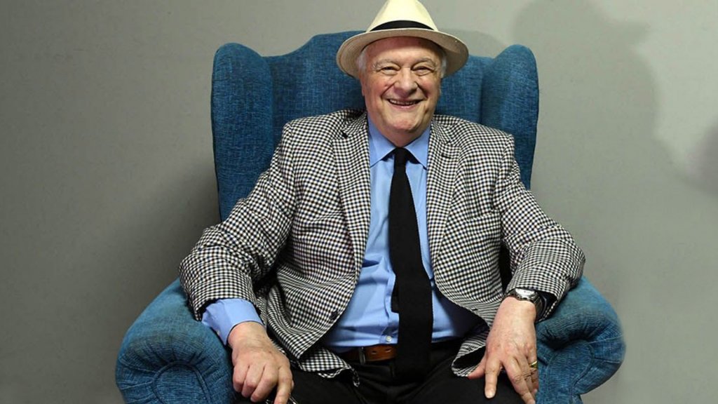Los recuerdos de Héctor Larrea en los 97 años de Radio Rivadavia