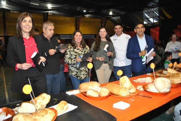 Dora Burgos: "Gane el concurso haciendo pan casero salado”