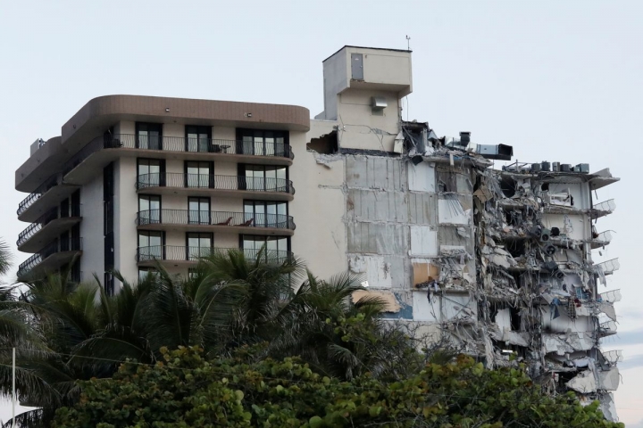 El testimonio del dueño del departamento donde estaban los argentinos desaparecidos tras el derrumbe en Miami: &quot;Espero que si están entre los escombros sigan con vida&quot;