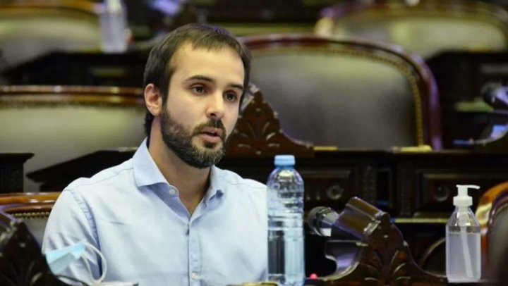 Martín Maquieyra: &quot;El kirchnerismo no repudió los agravios a Macri e hizo candidato a quien le tiró huevazos&quot;