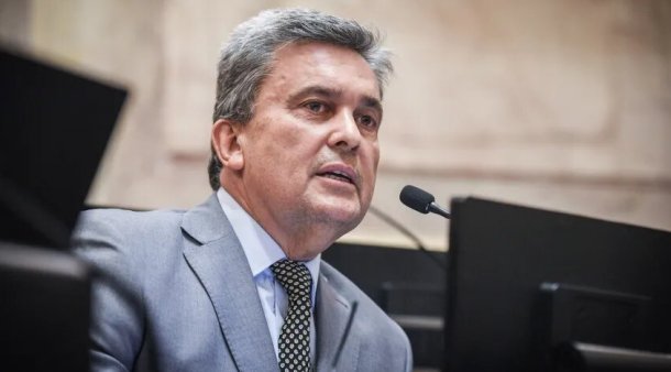 Víctor Zimmermann: "Si le va mal al Gobierno nos va mal a todos"