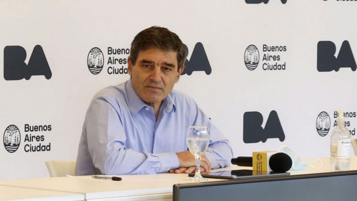 Fernán Quirós sobre la medida de no obligatoriedad del barbijo: &quot;Creemos que habría que haberlo hecho con más planificación&quot;