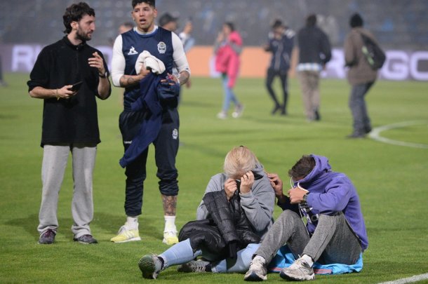 Guillermo Ibarra, hincha víctima de los incidentes: "Lo que pasó fue una locura, fue emboscada y represión"