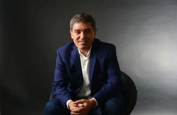 Fernán Quirós: "Tenemos un país no solamente que está política y económicamente enfermo sino que la pérdida de los vínculos sociales nos enferma como sociedad"