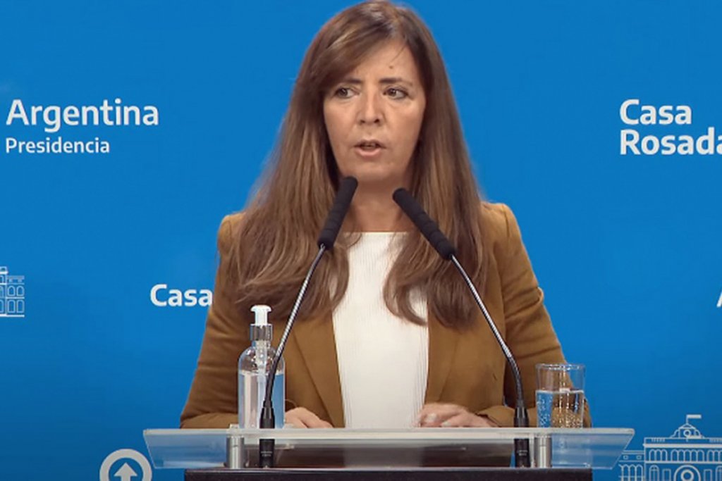 Gabriela Cerruti: “No tenemos estallidos porque la ayuda social del Estado llega a través de las organizaciones populares”