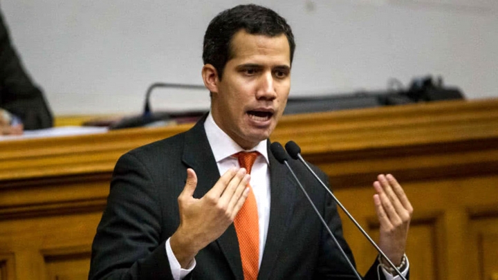 Juan Guaidó: “En Venezuela la situación es delicada. La gente hace cola por oxígeno para familiares con COVID”.