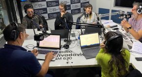 Andrés Ini en vivo en El Exprimidor