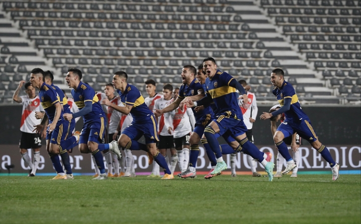Boca eliminó por penales a River y avanzó en la Copa Argentina