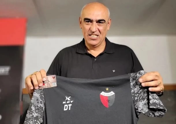 Iván Delfino: "El desafió de todos es devolver a Colón a Primera lo más rápido posible"