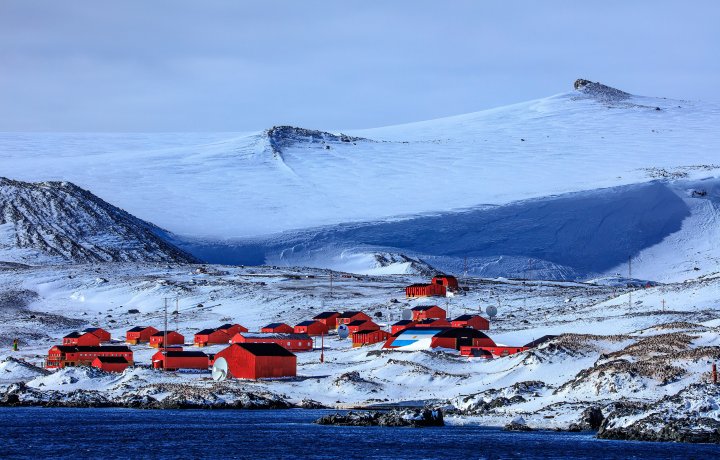Cómo es hacer radio en la base antártica Esperanza