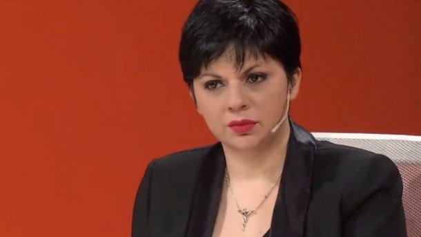 Silvina Martínez: "Cristina se pone muy nerviosa en estos momentos y los payasos de turno salen a bancarla"