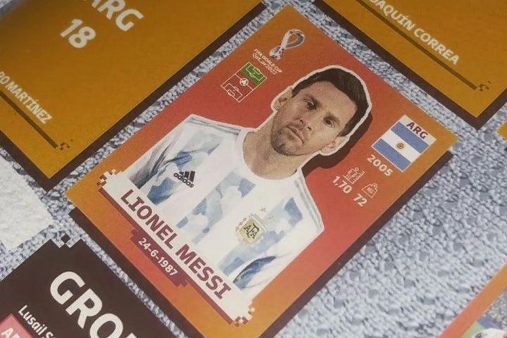 Fue el primer coleccionista extranjero residente en Argentina en completar el álbum del mundial Qatar 2022