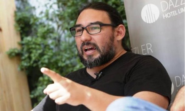 Luis Davelouis: "Hay una deficiencia en la gestión del gobierno de Perú"