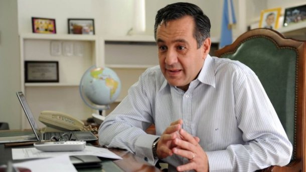Alejandro Finocchiaro: "Dar marcha atrás con el proyecto de la repitencia es lo más sensato que ha hecho Sileoni en su gestión"