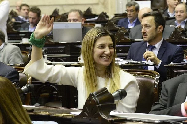 Silvia Lospennato: "El reclamo de CFK es de tío rico nadando entre las monedas"