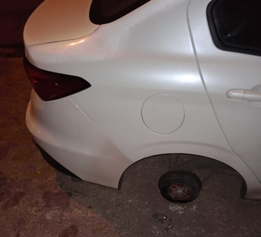 Inseguridad sin límites en La Matanza: Le robaron el auto, el seguro le dio otro, y le quitaron las ruedas