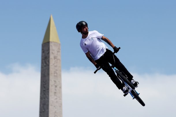 Paco, papá de Maligno Torres: "A los 5 años ya se movía tranquilo en una bicicleta grande"