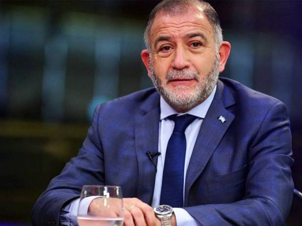 Luis Juez: "Navarro no es un periodista independiente y desvirtuó las principales características de la profesión"