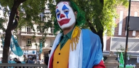 Un hombre votará disfrazado del Joker como forma de protesta: "A mucha gente le llega lo social de la película"