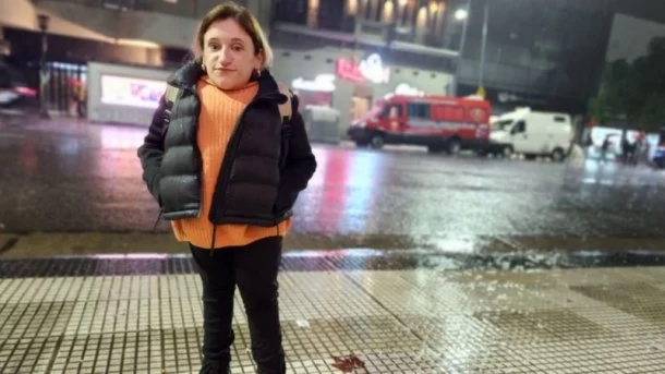 Julia Risso, locutora y activista "disca": “No me gusta la palabra inclusión porque quiere decir que una persona tiene la capacidad de incluir a alguien que no”