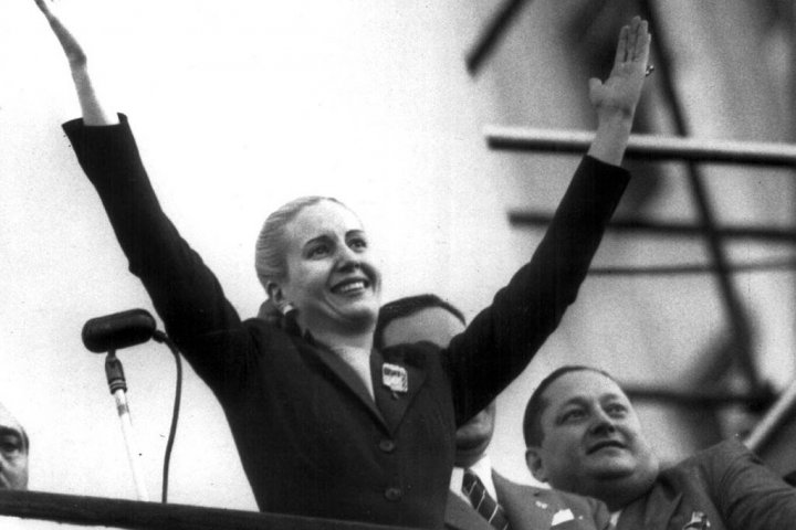 Gustavo Riarte: &quot;Evita fue una de las pocas personalidades de la historia que atravesó a varias generaciones como referente&quot;