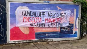 Violencia: Nuevo ataque al edificio de Radio Rivadavia con agravios a Guadalupe Vázquez y panfletos agresivos