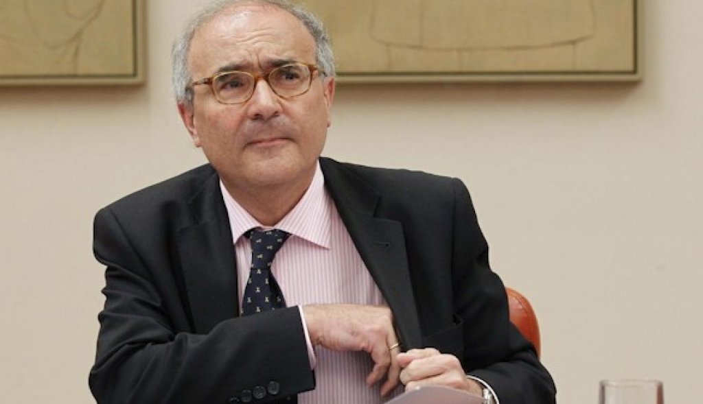 Benigno Pendás García: &quot;La democracia no debe abrir paso al autoritarismo, que es un grave peligro&quot;