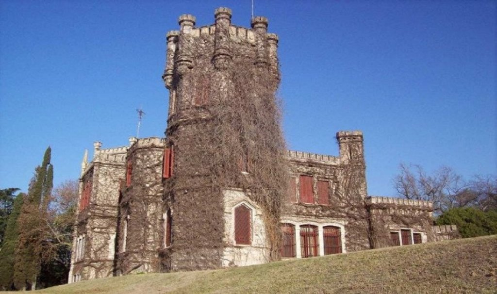 Un castillo en Buenos Aires que encierra una historia de amor y un fantasma