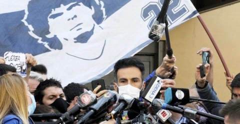 Nuevo parte del médico de Maradona: "Evoluciona bien, sin complicaciones"