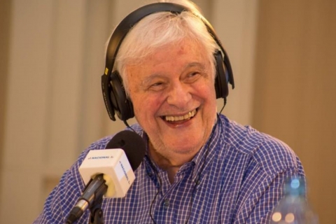 Héctor Larrea: "Trabajar en Radio Rivadavia era lo máximo"