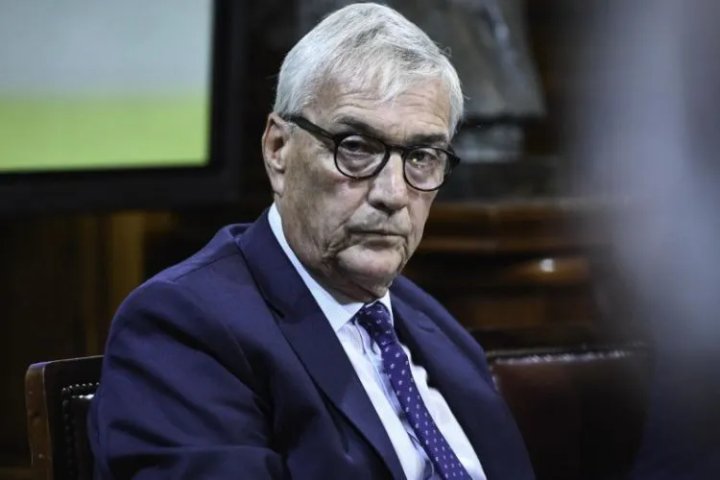 Álvaro González: “Que alguien que se enferme tenga que cobrar el 50% del sueldo no me parece justo”