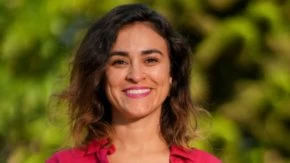 Javiera Morales: "El tren de olas será más disminuido y bajó la alerta"