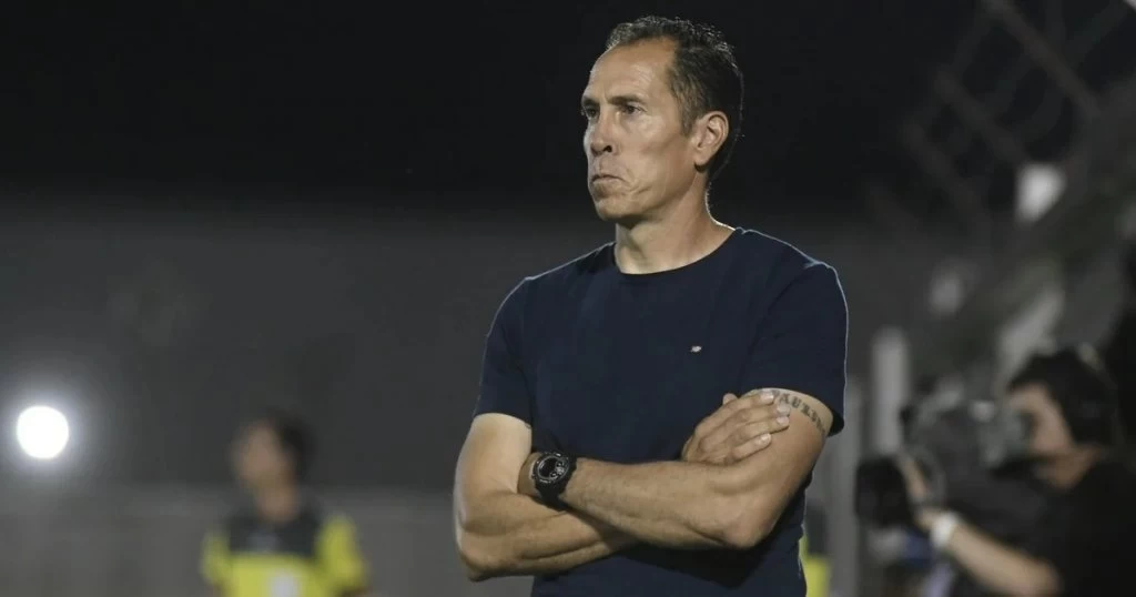 Lucas Bovaglio: "Me dicen mucho que tengo cosas de Gustavo Alfaro"