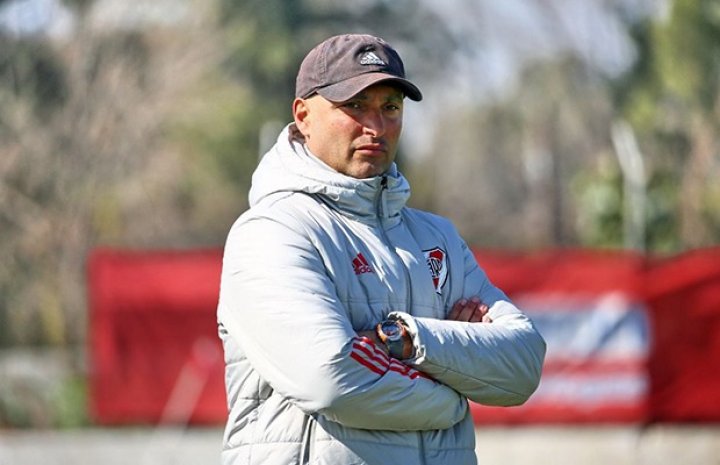 Martín Pellegrino: &quot;Mastantuono me contó que eligió el fútbol por sobre el tenis solo porque era hincha y fanático de River”