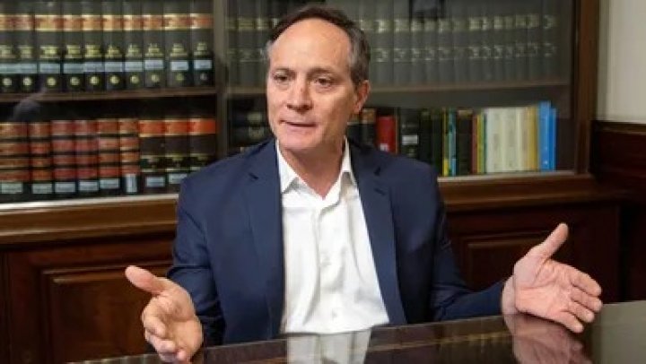Carlos Espínola: &quot;Estamos a favor de Ficha Limpia&quot;